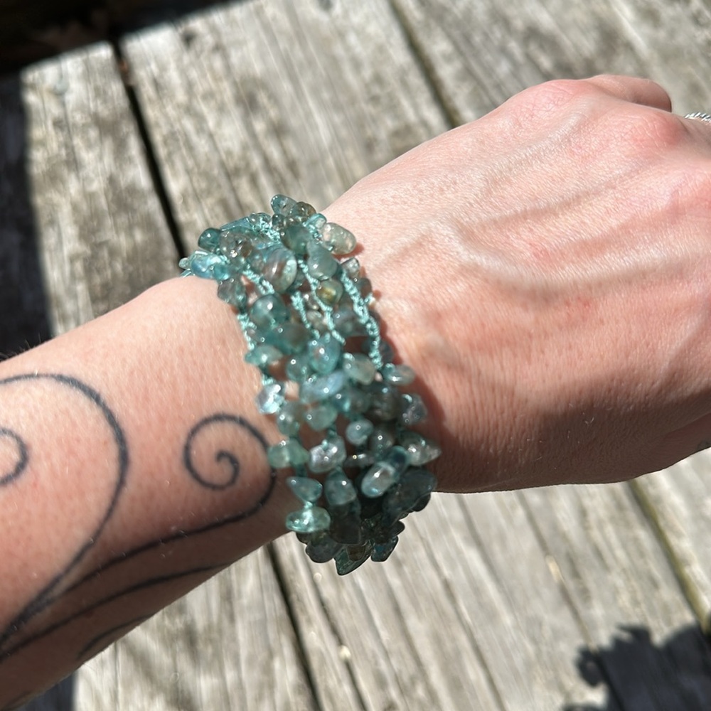 Apatite chip bracelet